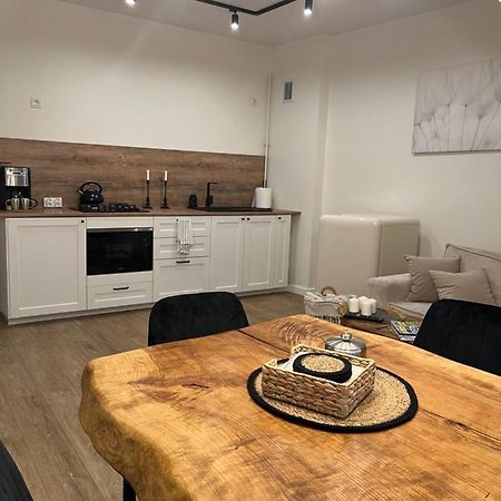 Apartamenty Aleja Jana Pawla II Wągrowiec Dış mekan fotoğraf